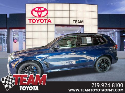 Used 2026 BMW X5 xDrive40i w/ M Sport Package AWD/4WD image 1