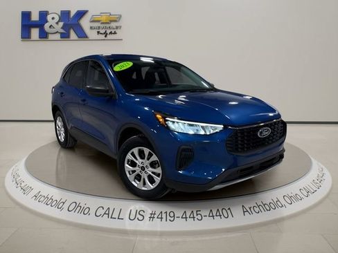 Used 2023 Ford Escape Active AWD/4WD image 1
