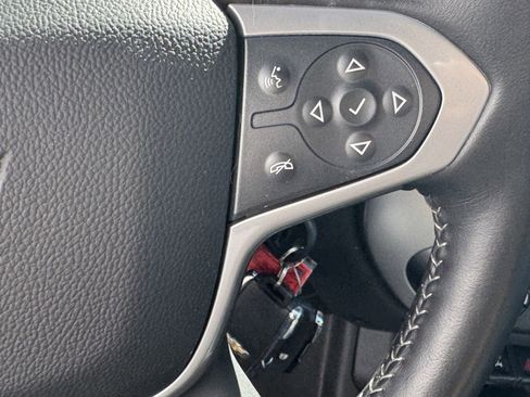 Used 2022 Chevrolet Colorado ZR2 w/ LPO, Door Decal Package image 20