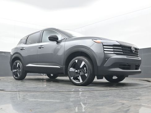 New 2026 Nissan Kicks SR image 22