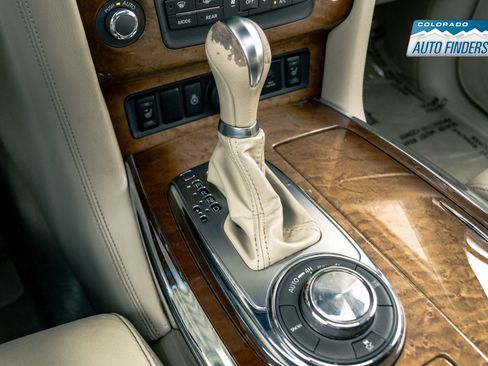 Used 2011 INFINITI QX56 4WD w/ Theater Pkg image 19