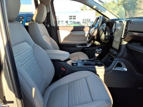 New 2025 Ford Ranger Lariat w/ Convenience Package image 10