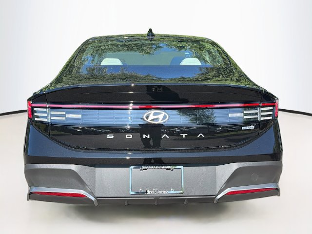 New 2026 Hyundai Sonata Blue FWD image 6