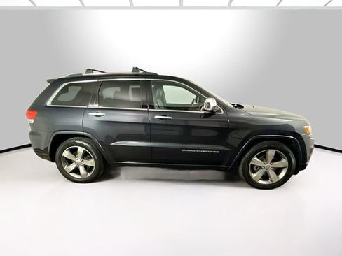 Used 2015 Jeep Grand Cherokee Overland w/ Advanced Technology Group AWD/4WD image 15