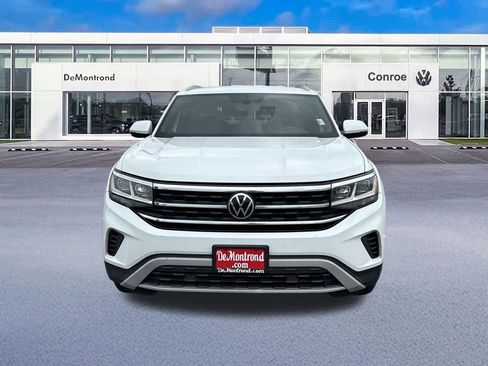 Used 2021 Volkswagen Atlas Cross Sport SE FWD image 2