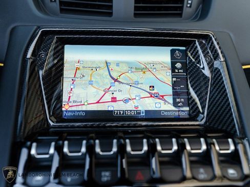 Used 2021 Lamborghini Aventador SVJ image 19