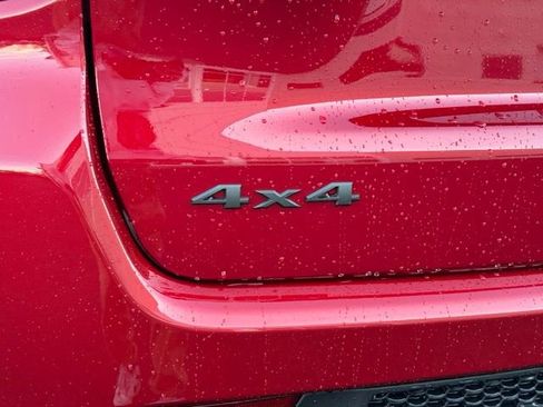 New 2026 Jeep Compass Latitude w/ Sun and Sound Group image 8