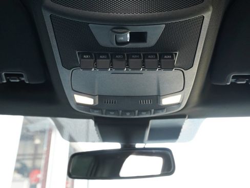 Used 2022 Ford F350 Lariat w/ Lariat Ultimate Package AWD/4WD image 26