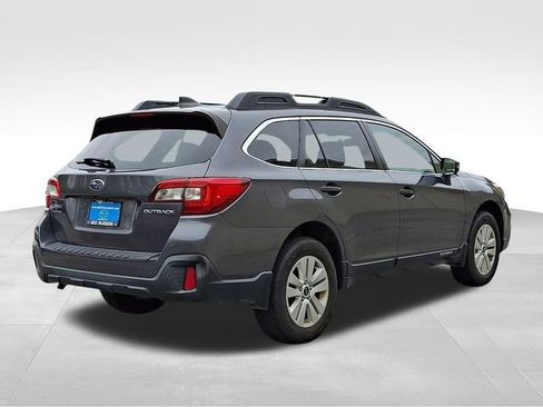 Used 2018 Subaru Outback 2.5i Premium image 6