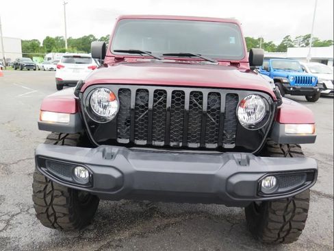 Used 2021 Jeep Gladiator Sport image 10