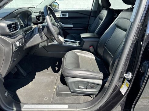 Used 2022 Ford Explorer Limited w/ Equipment Group 301A image 15