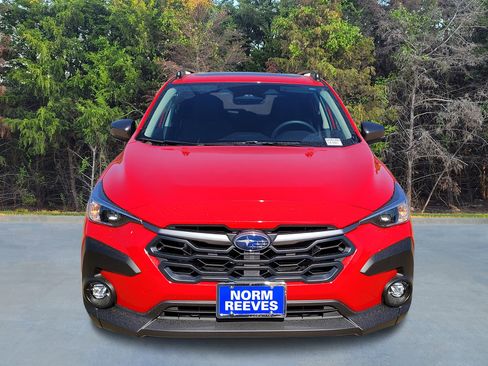 New 2025 Subaru Crosstrek 2.0i Premium image 2