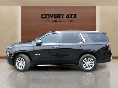 Used 2025 Chevrolet Tahoe Premier AWD/4WD image 2