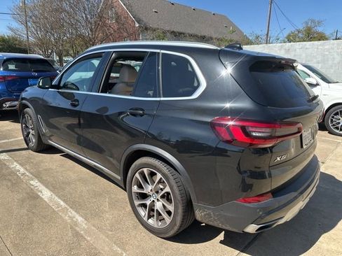 Used 2022 BMW X5 sDrive40i w/ Premium Package image 2