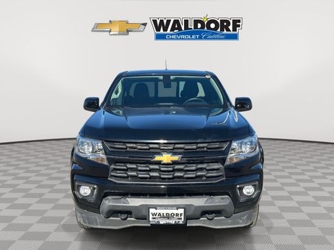Used 2022 Chevrolet Colorado LT w/ LT Convenience Package image 2