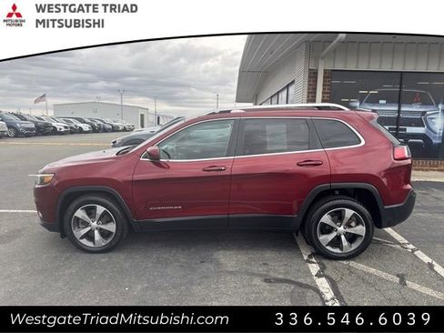 Used 2020 Jeep Cherokee Limited image 5