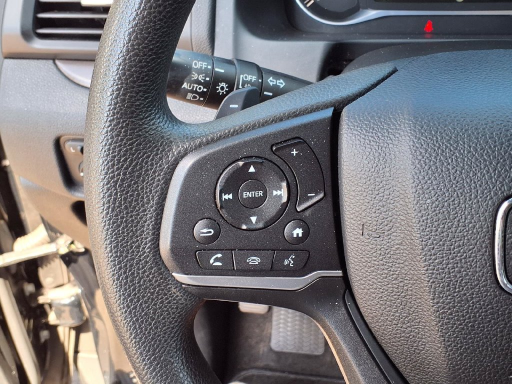 Used 2022 Honda Pilot Sport image 32