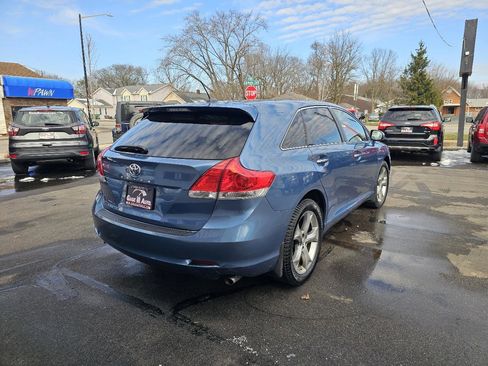Used 2010 Toyota Venza 4X2 V6 image 11