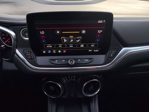 Used 2023 Chevrolet Blazer LT w/ Convenience Package image 4