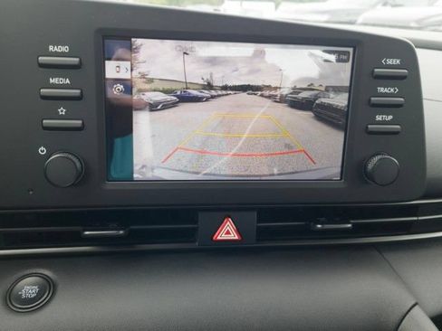 New 2026 Hyundai Elantra SEL Sport FWD image 21