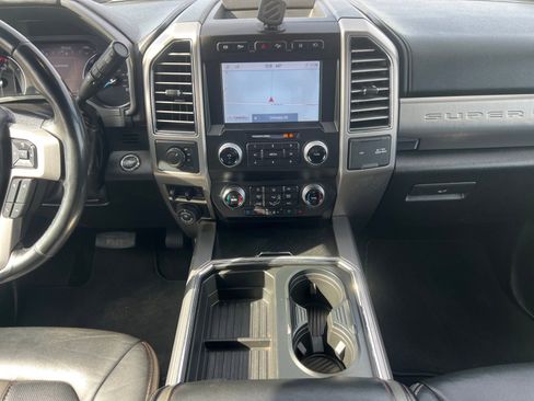 Used 2021 Ford F450 Platinum w/ FX4 Off-Road Package image 11