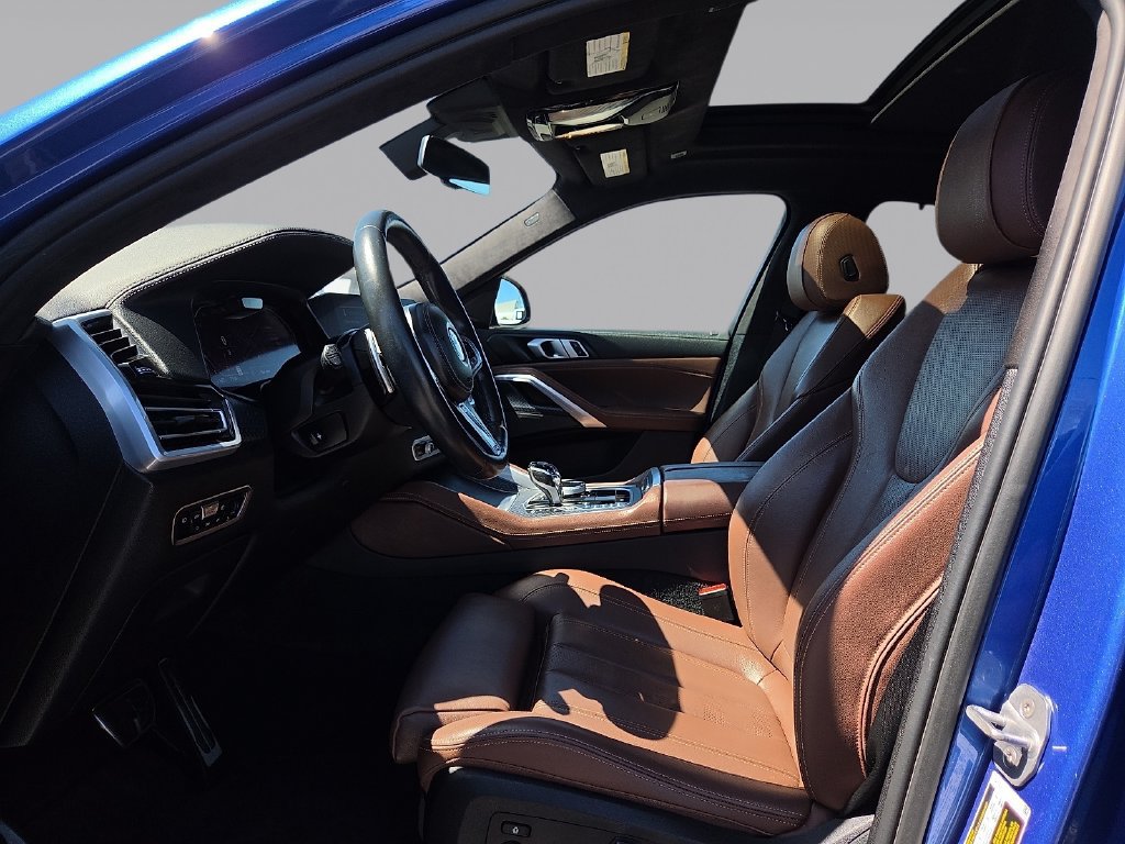 Used 2020 BMW X6 sDrive40i w/ Executive Package RWD image 16