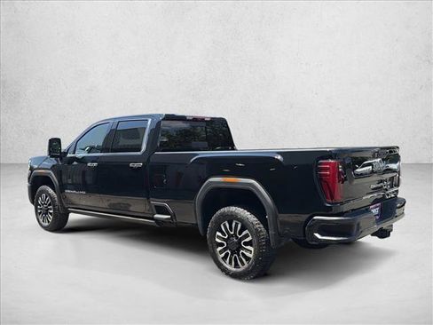 Used 2024 GMC Sierra 2500 Denali Ultimate w/ Max Trailering Package AWD/4WD image 10