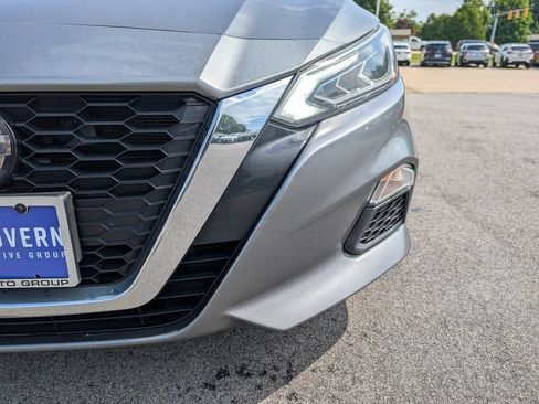 Used 2022 Nissan Altima 2.5 SV AWD/4WD image 10