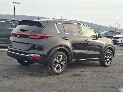 Certified 2022 Kia Sportage LX image 6