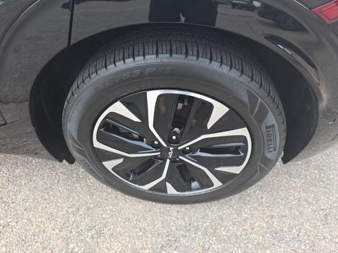 Used 2022 Kia EV6 GT-Line w/ GT-Line White Seat Package image 36