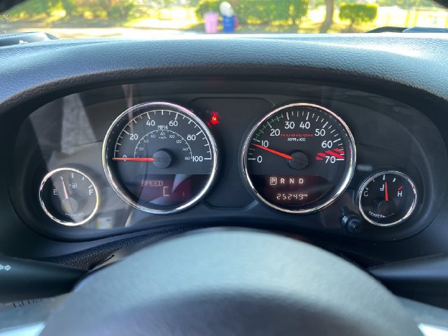 Used 2016 Jeep Wrangler Unlimited Rubicon AWD/4WD image 21