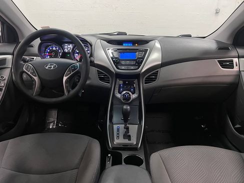 Used 2013 Hyundai Elantra GLS w/ Preferred Pkg FWD image 14