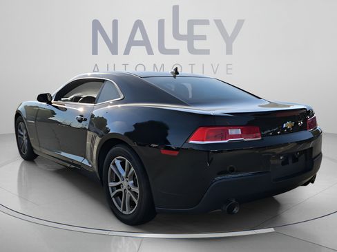 Used 2015 Chevrolet Camaro LT RWD image 3