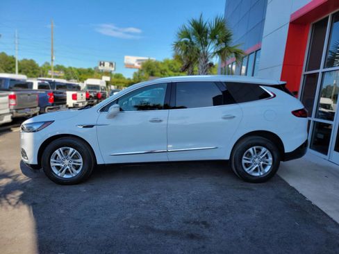 Used 2018 Buick Enclave FWD image 8