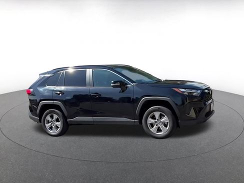 Used 2025 Toyota RAV4 XLE w/ Convenience Package image 2