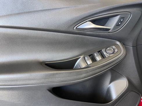 Used 2024 Buick Encore GX Preferred FWD image 8