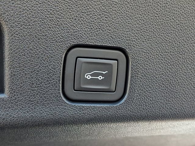 Used 2024 Chevrolet Traverse RS FWD image 29