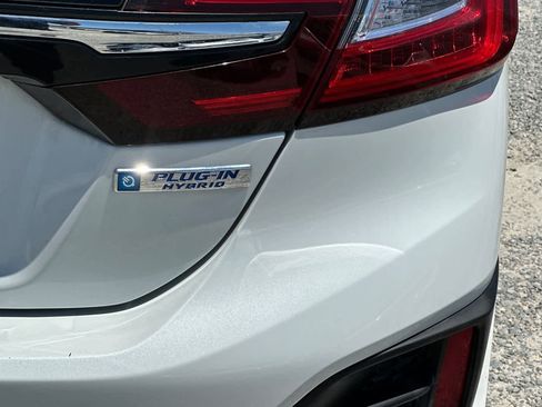 Used 2019 Honda Clarity Plug-In Hybrid image 16