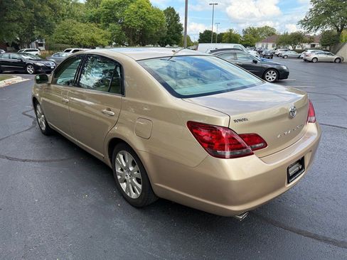 Used 2009 Toyota Avalon XLS image 8