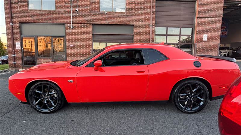 Used 2021 Dodge Challenger GT w/ Plus Package RWD image 13
