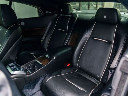 Used 2015 Rolls-Royce Wraith image 27