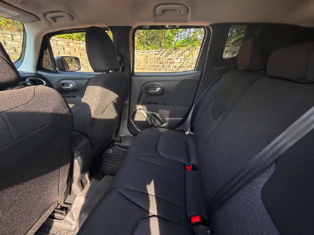 Used 2020 Jeep Renegade Sport FWD image 36