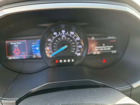 Used 2019 Ford Edge SEL w/ Equipment Group 201A image 33