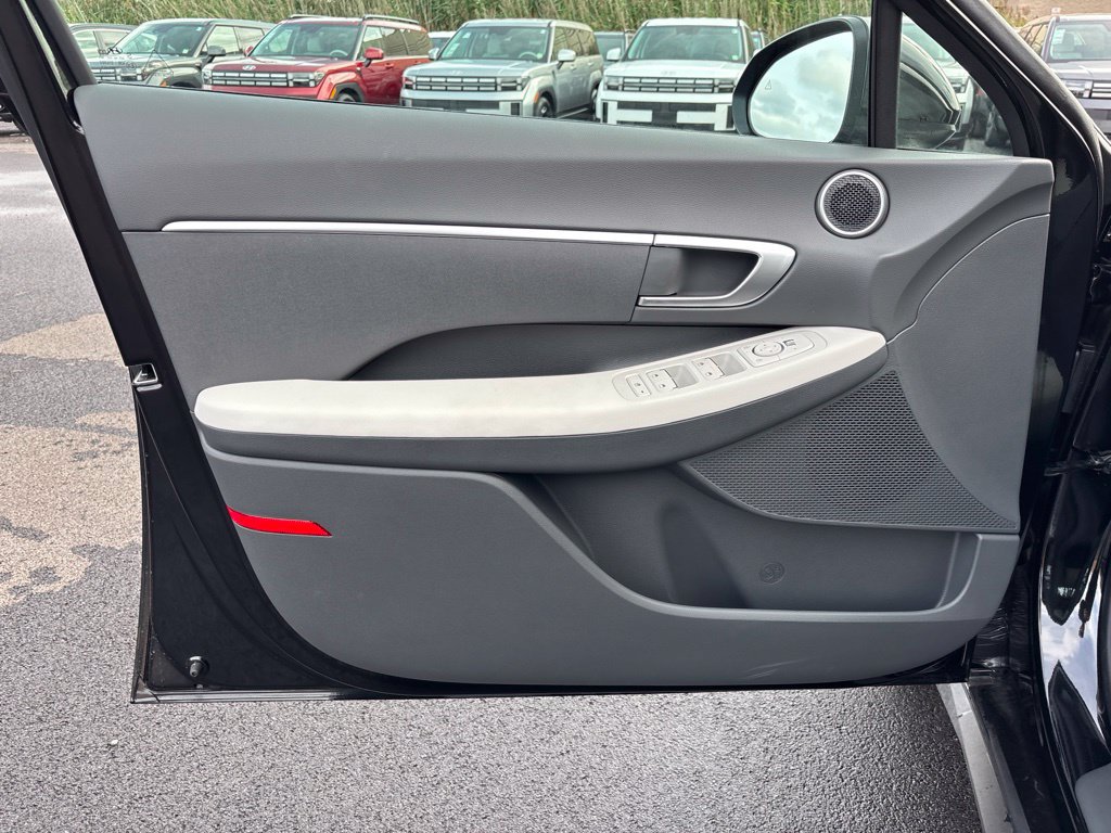 New 2026 Hyundai Sonata SE FWD image 14