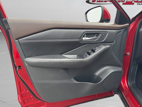 Used 2022 Nissan Rogue SL w/ SL Premium Package image 26