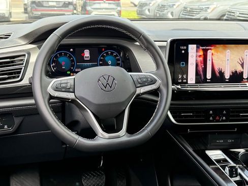 New 2026 Volkswagen Atlas Cross Sport SE AWD/4WD image 25