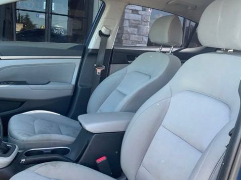 Used 2018 Hyundai Elantra Value Edition w/ Cargo Package FWD image 9