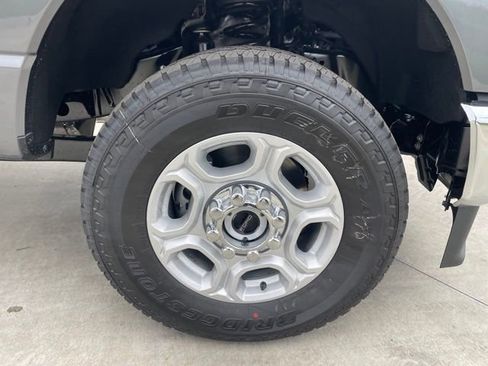 New 2026 Ford F250 XLT w/ XLT Premium Package image 32