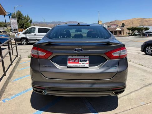 Used 2013 Ford Fusion Titanium FWD image 4