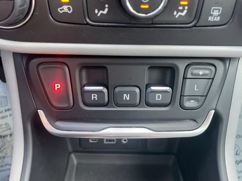 Used 2020 GMC Terrain SLT w/ Preferred Package AWD/4WD image 15